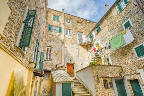 appartamento in vendita a Finale Ligure