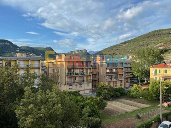 appartamento in vendita a Finale Ligure