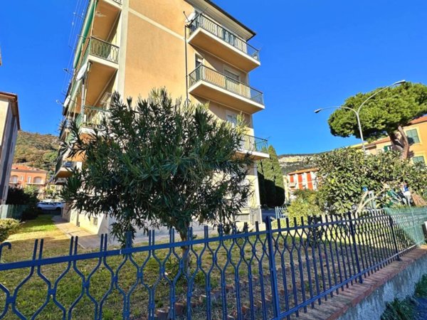 appartamento in vendita a Finale Ligure