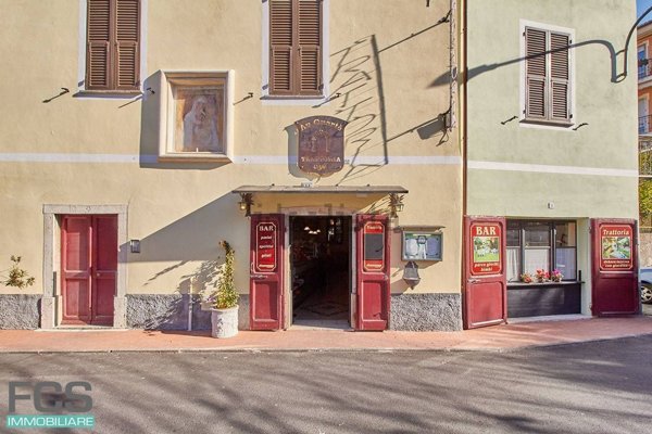 negozio in vendita a Finale Ligure