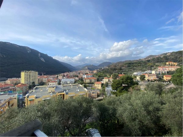 appartamento in vendita a Finale Ligure