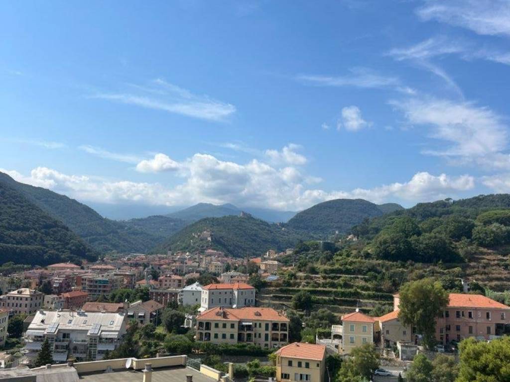 appartamento in vendita a Finale Ligure