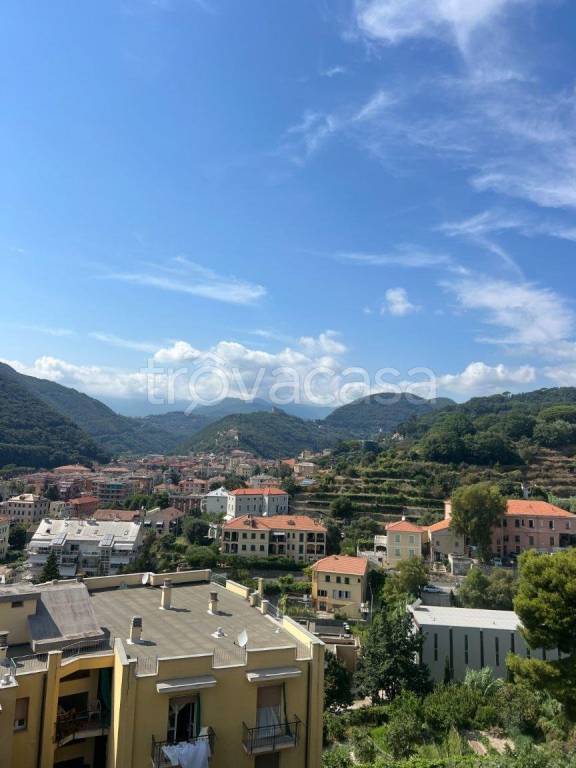 appartamento in vendita a Finale Ligure