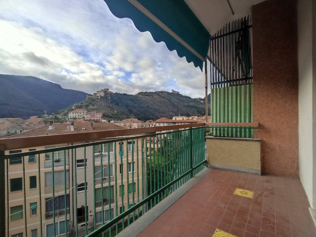 appartamento in vendita a Finale Ligure