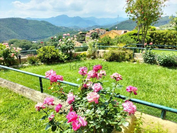 appartamento in vendita a Finale Ligure