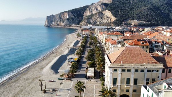 appartamento in vendita a Finale Ligure