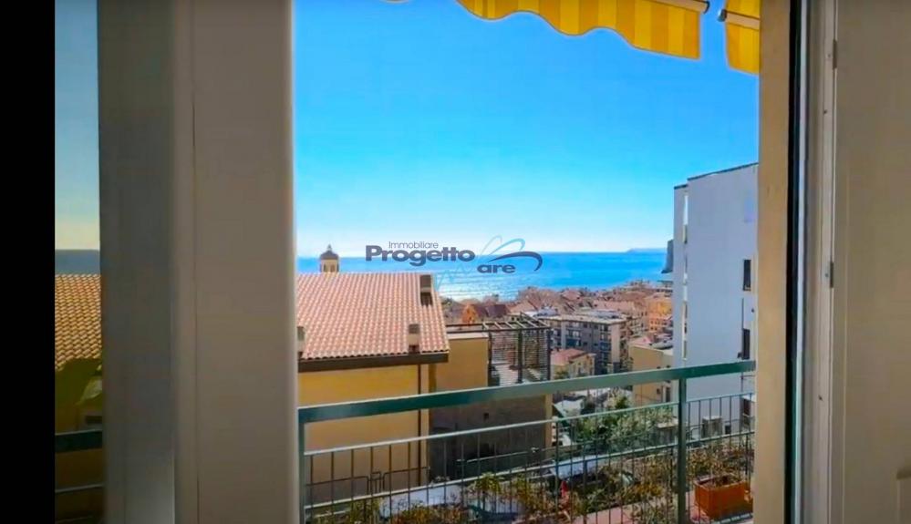 appartamento in vendita a Finale Ligure