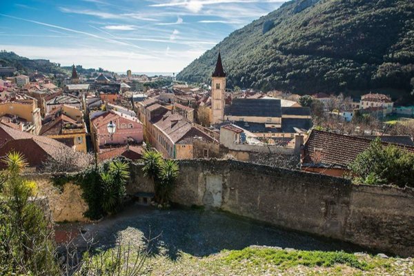 appartamento in vendita a Finale Ligure