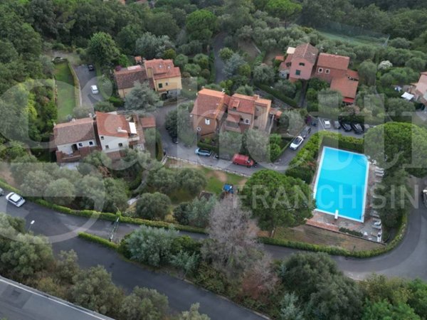 appartamento in vendita a Finale Ligure