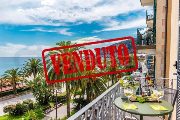 appartamento in vendita a Finale Ligure
