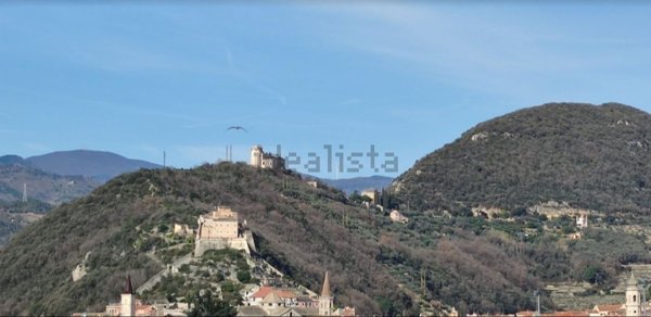 appartamento in vendita a Finale Ligure