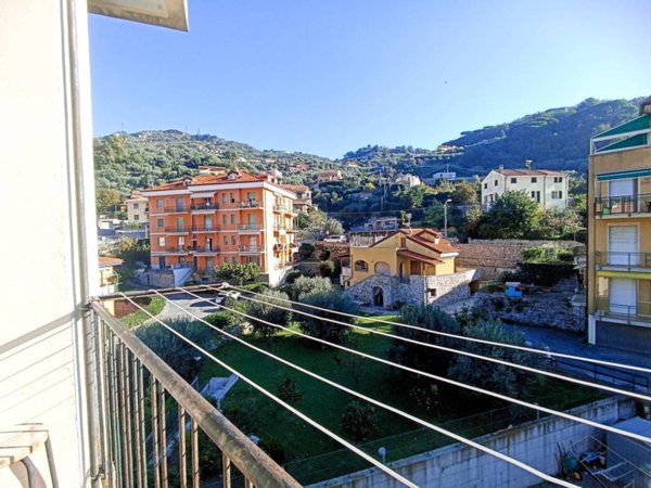 appartamento in vendita a Finale Ligure