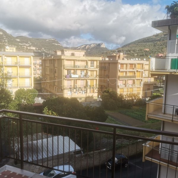 appartamento in vendita a Finale Ligure