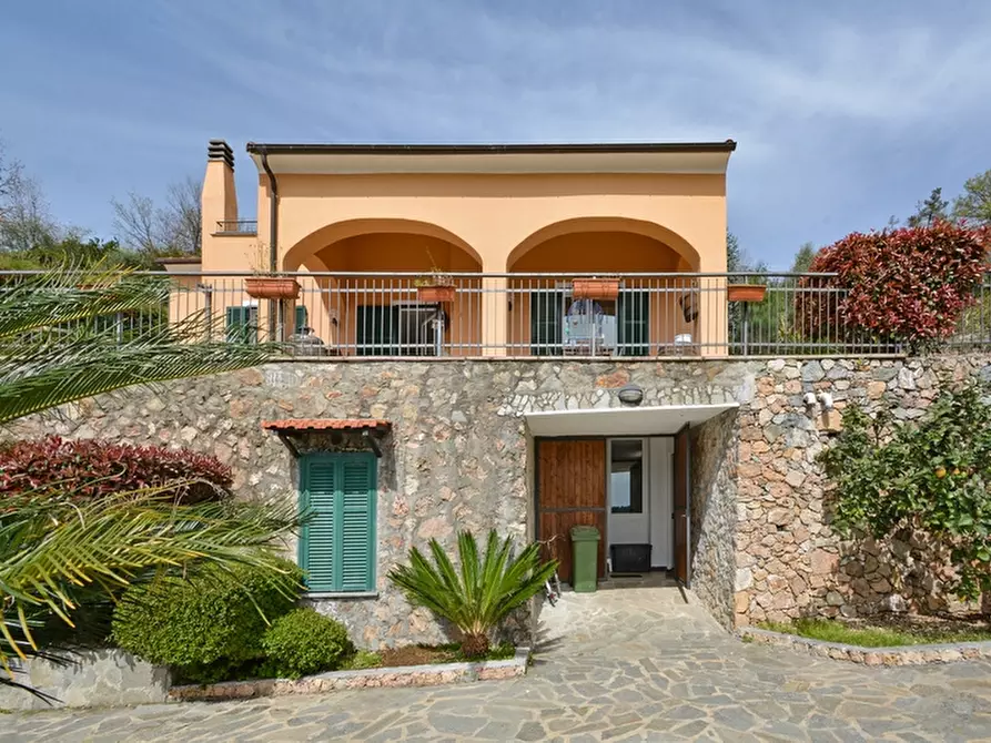 casa indipendente in vendita a Finale Ligure in zona Olle