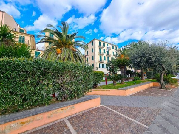 appartamento in vendita a Finale Ligure