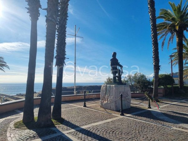 appartamento in vendita a Finale Ligure