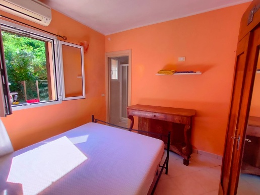 casa indipendente in vendita a Finale Ligure in zona Perti