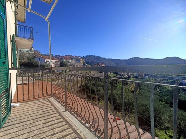 appartamento in vendita a Finale Ligure