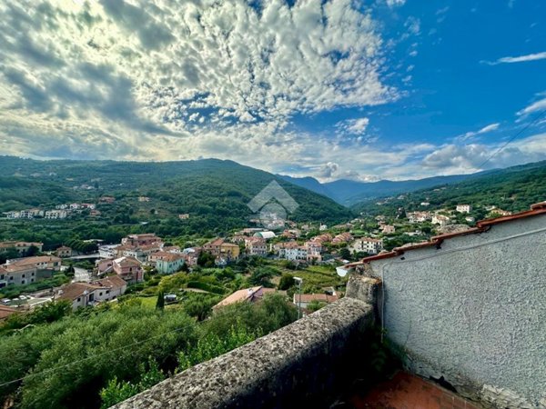 appartamento in vendita a Finale Ligure