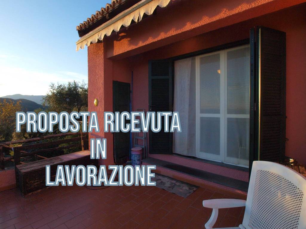 casa indipendente in vendita a Finale Ligure