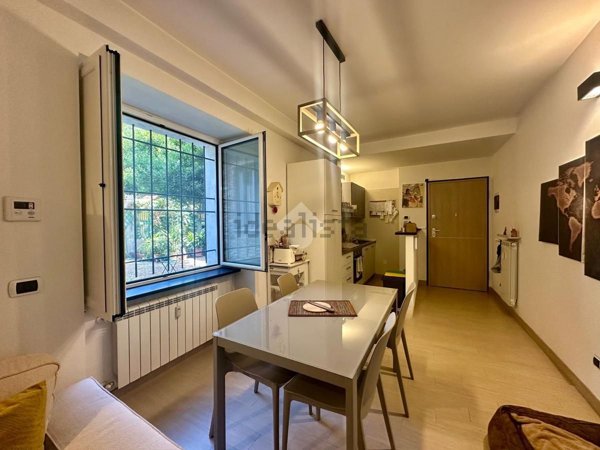 appartamento in vendita a Finale Ligure in zona Calvisio