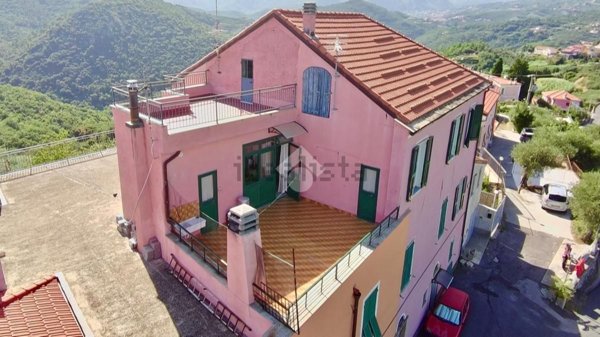 appartamento in vendita a Finale Ligure