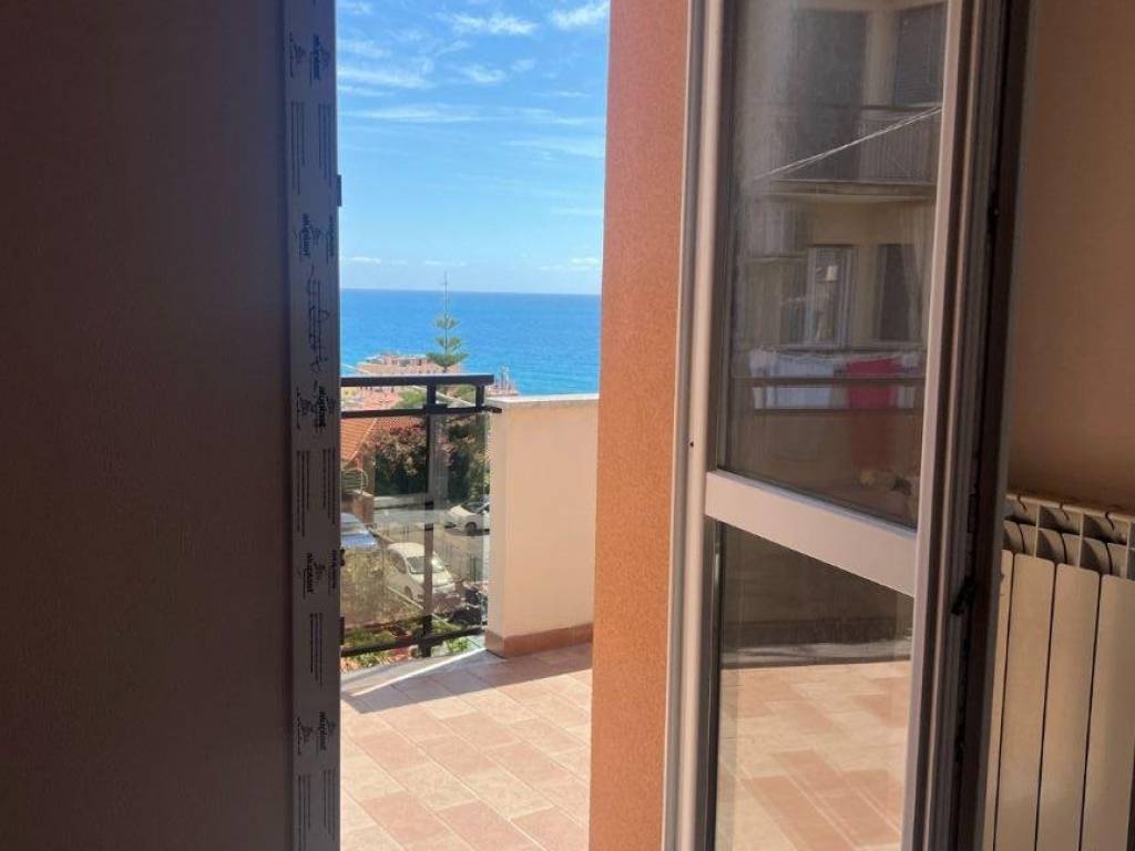 appartamento in vendita a Finale Ligure