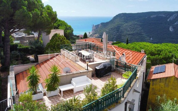 appartamento in vendita a Finale Ligure