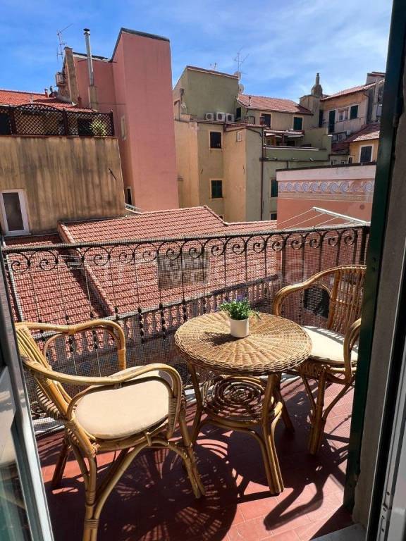 appartamento in vendita a Finale Ligure