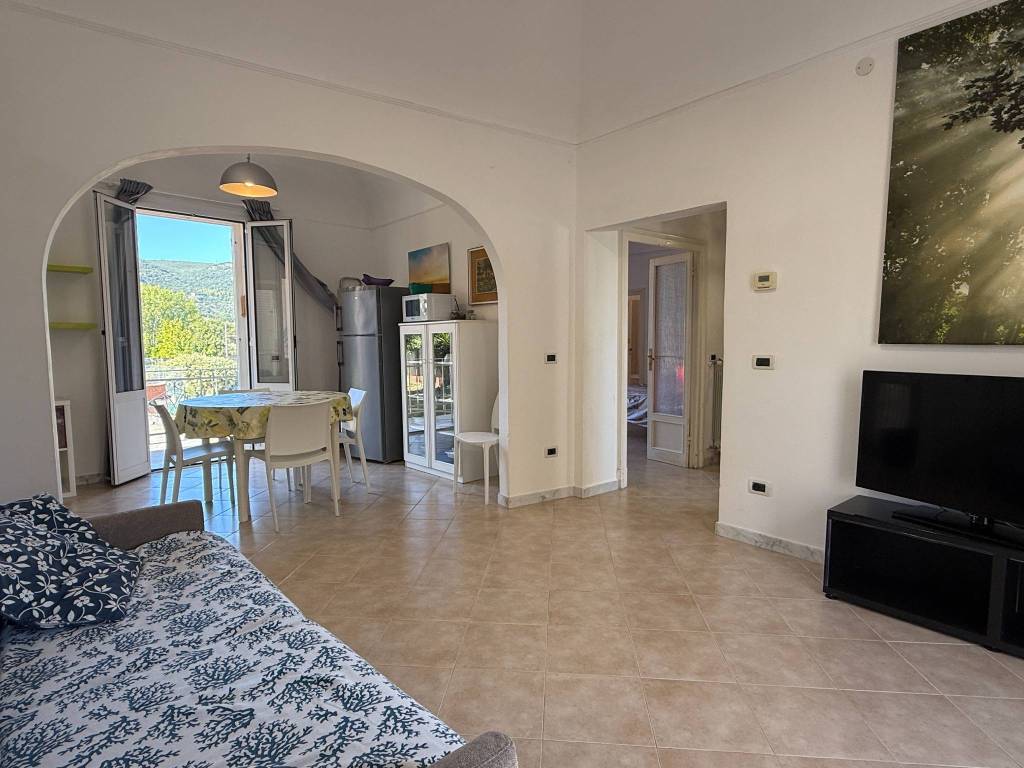 appartamento in vendita a Finale Ligure
