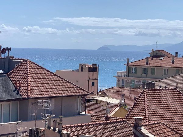 appartamento in vendita a Finale Ligure
