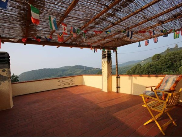 appartamento in vendita a Finale Ligure in zona Olle