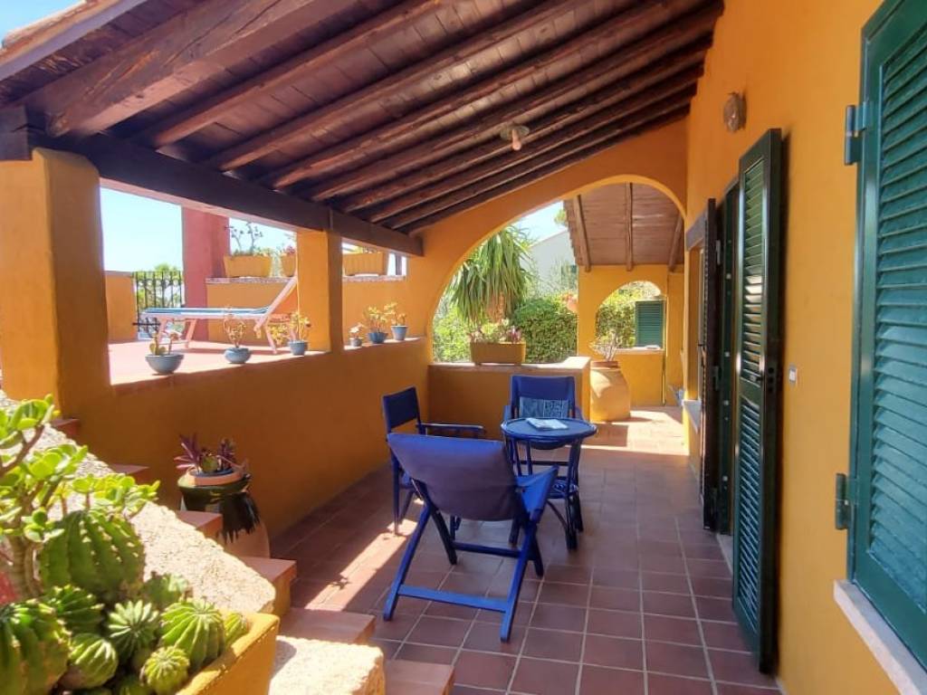 casa indipendente in vendita a Finale Ligure in zona Varigotti