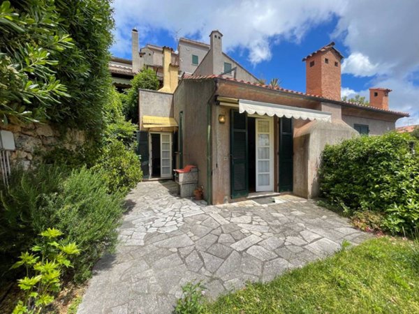 appartamento in vendita a Finale Ligure