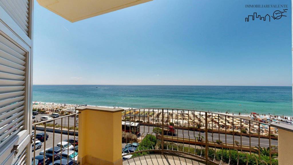 appartamento in vendita a Finale Ligure