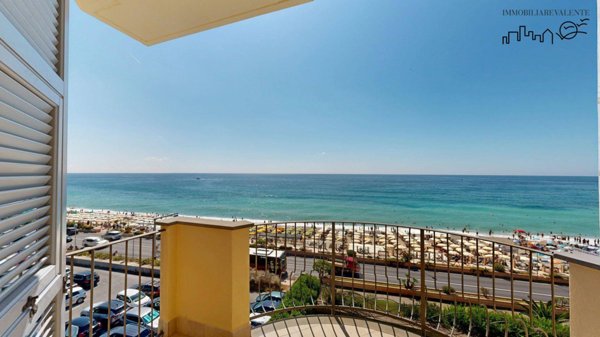 appartamento in vendita a Finale Ligure