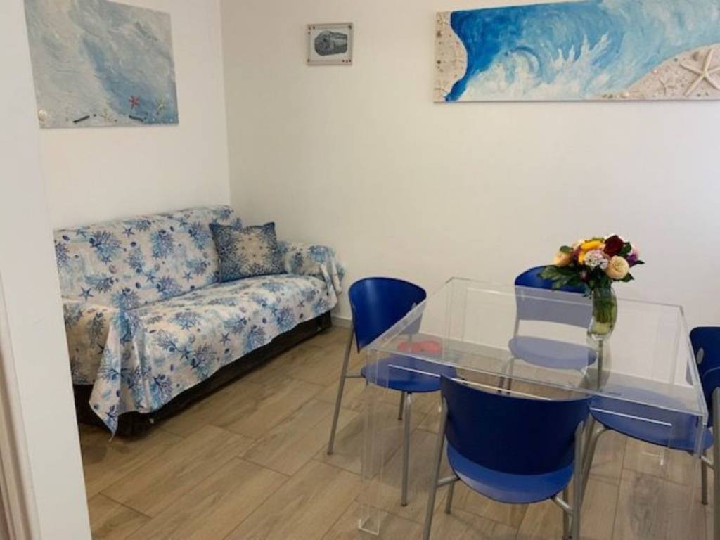 appartamento in vendita a Finale Ligure