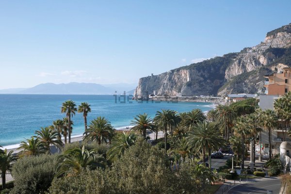 appartamento in vendita a Finale Ligure