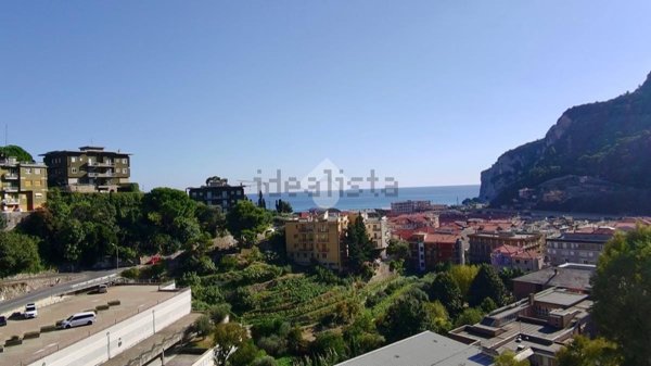 appartamento in vendita a Finale Ligure