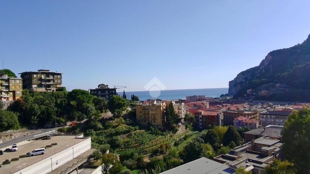 appartamento in vendita a Finale Ligure