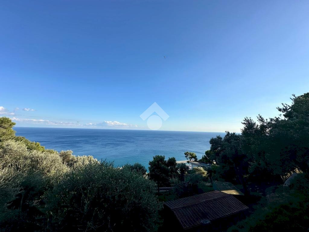 terreno agricolo in vendita a Finale Ligure