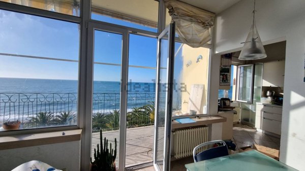 appartamento in vendita a Finale Ligure