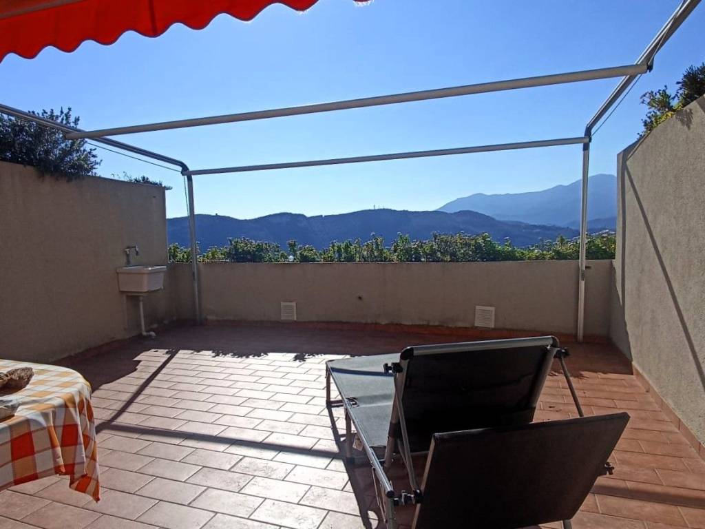 appartamento in vendita a Finale Ligure