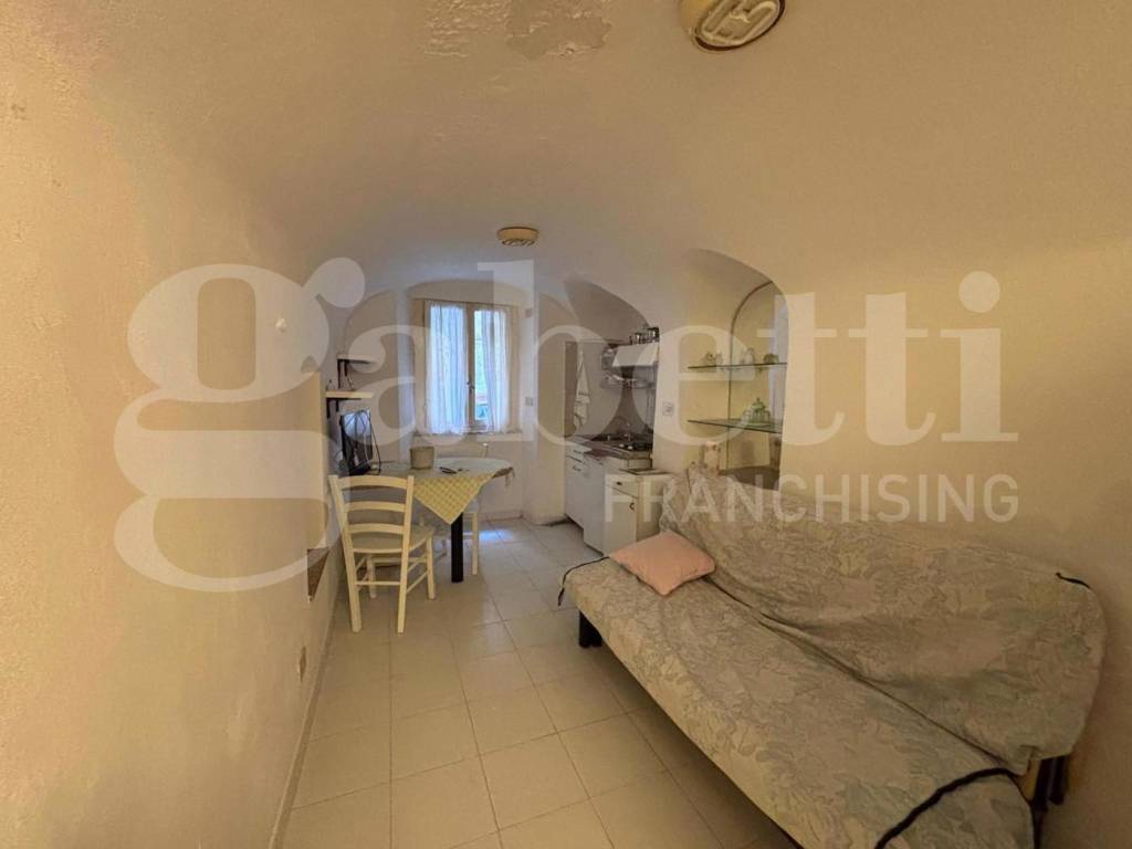 appartamento in vendita a Finale Ligure