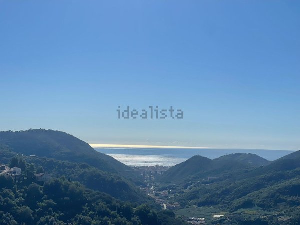 appartamento in vendita a Finale Ligure