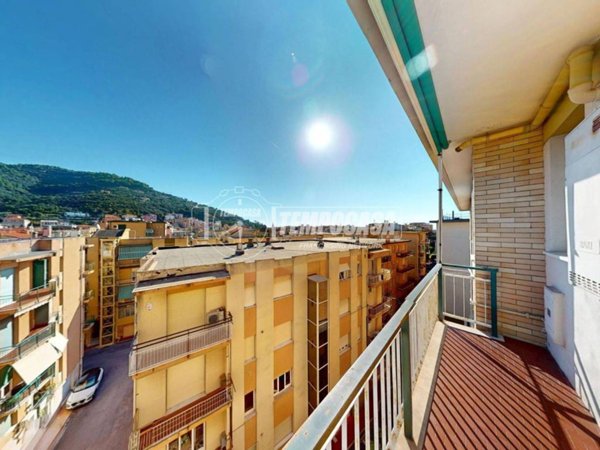 appartamento in vendita a Finale Ligure