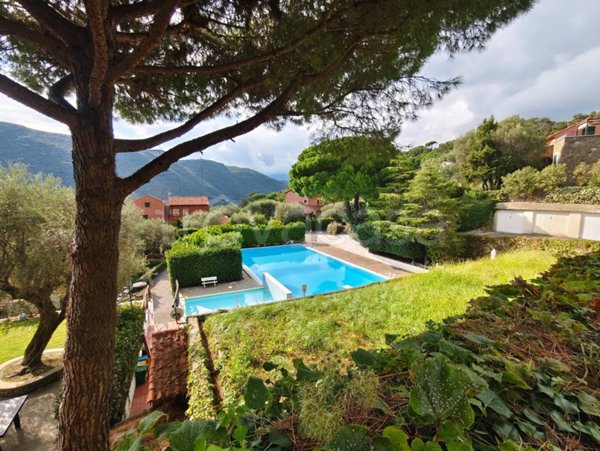 appartamento in vendita a Finale Ligure