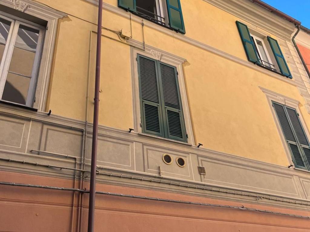 appartamento in vendita a Finale Ligure