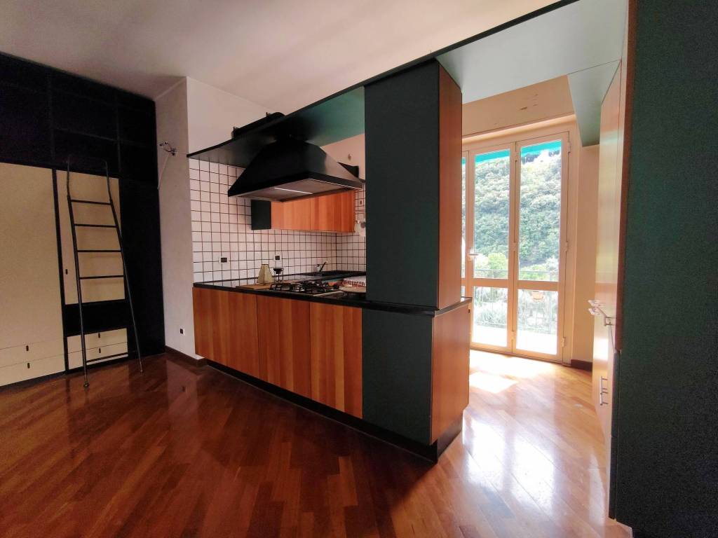 appartamento in vendita a Finale Ligure