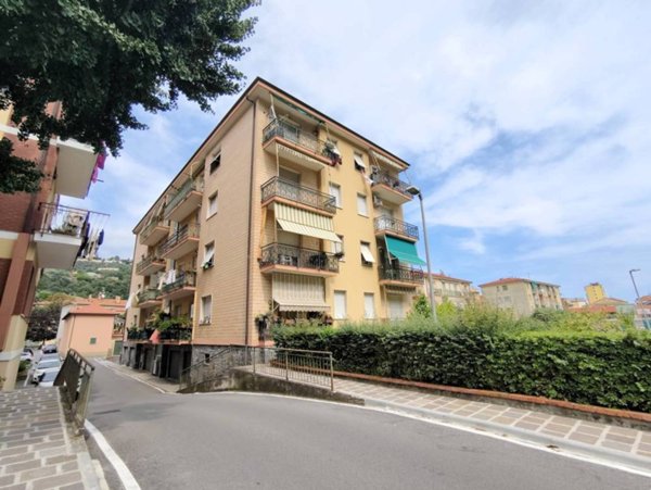 appartamento in vendita a Finale Ligure